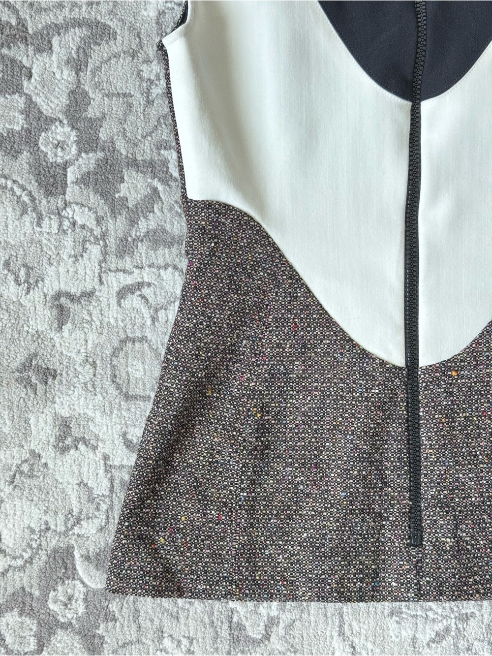 Stella McCartney Tweed and Scuba Mock-Neck Sleeveless Body Con Top - Size 40 - Picture 8 of 11